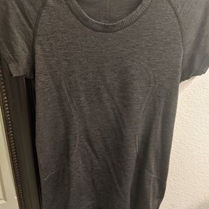 Lululemon swiftly tech tee